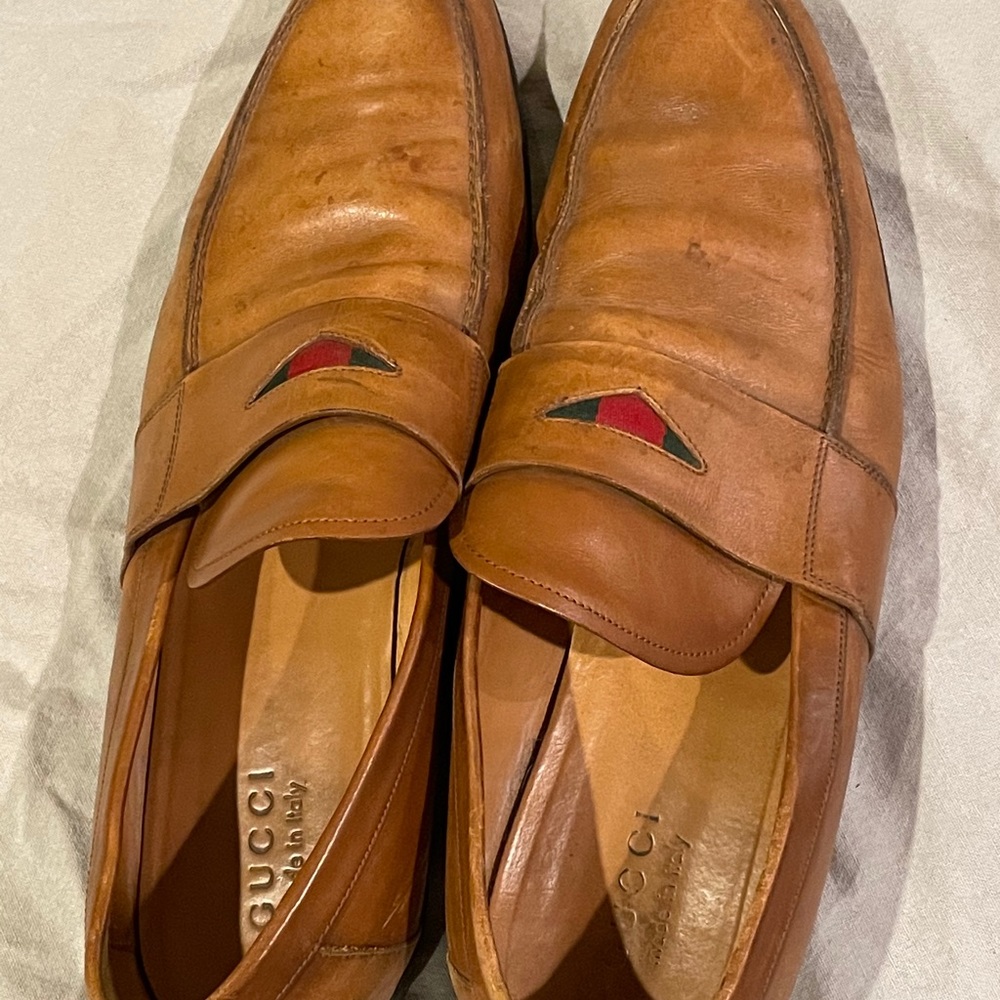 brown leather gucci loafers with green/red